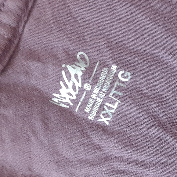 Mossimo Top - Picture 2 of 3